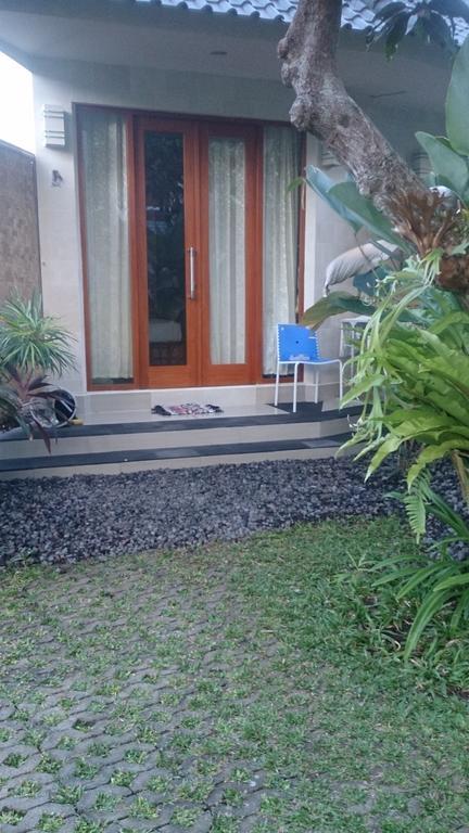 M.A Home Stay Nusa Dua  Bagian luar foto
